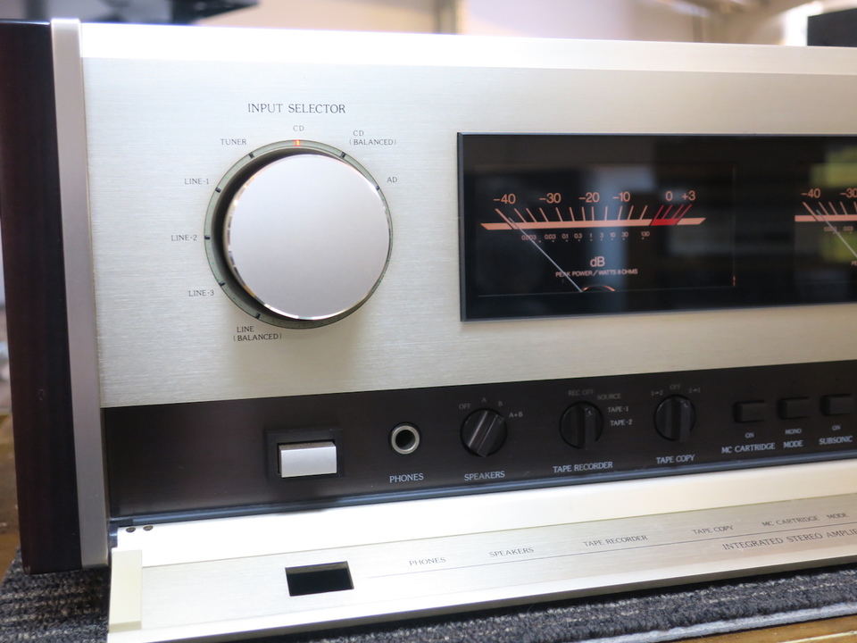 E-305V Accuphase - 中古オーディオ 高価買取・販売 ハイファイ堂