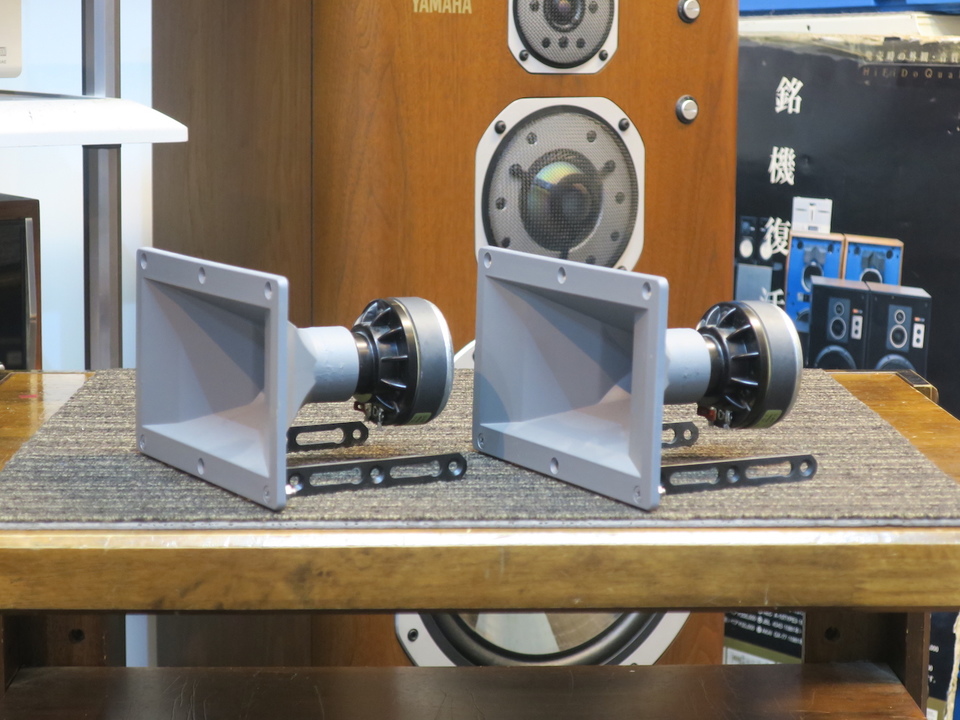 EMINENCE エミネンスAPT150 ホーンツィーター　2本　新品未使用 EMINENCE エミネンスAPT150 ホーンツィーター 2本 新品未使用