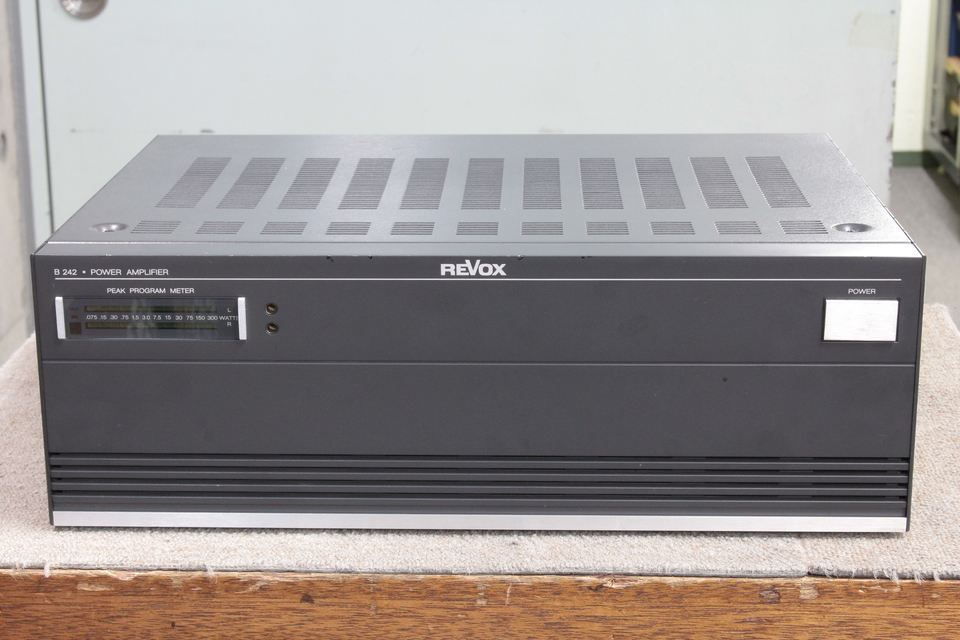 B242 REVOX - 中古オーディオ 高価買取・販売 ハイファイ堂