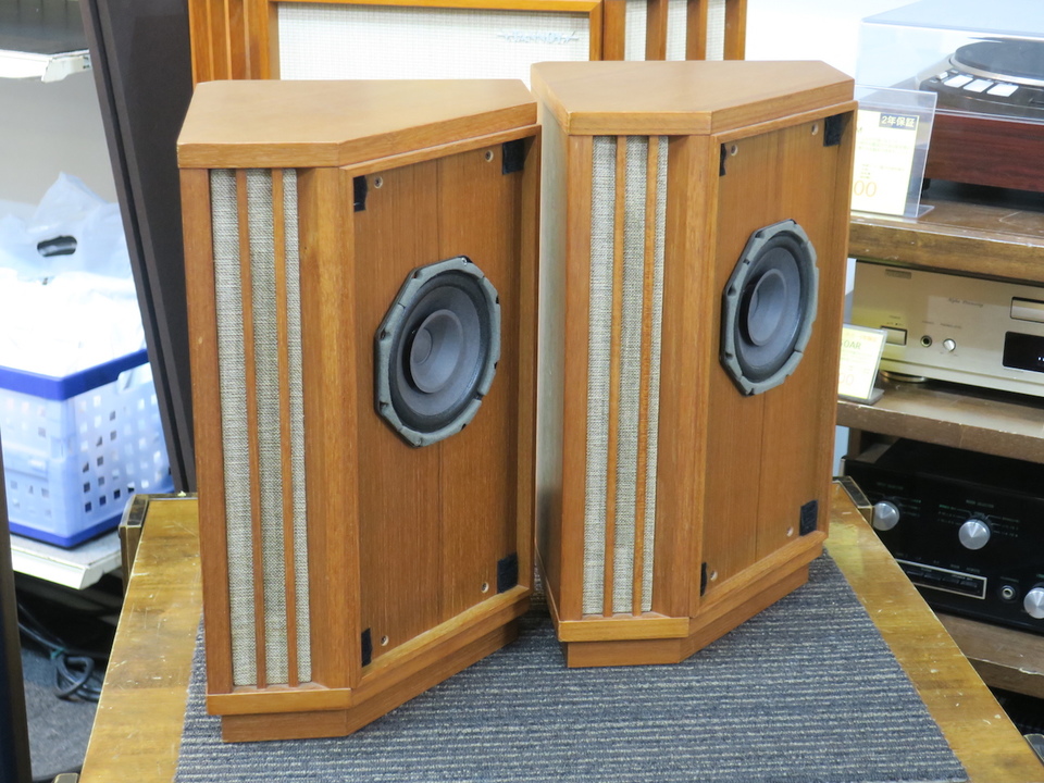 AD5061/M8+コーナー型エンクロージャー PHILIPS - 中古オーディオ 高価
