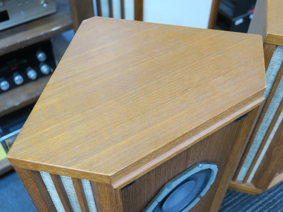 AD5061/M8+コーナー型エンクロージャー PHILIPS - 中古オーディオ 高価