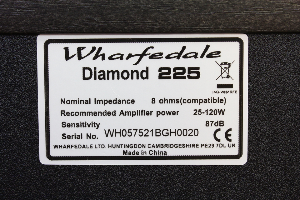 【中古】（非常に良い）(ワーフィデール) Wharfedaleダイアモンド225 ブラック ワーフィデール) Wharfedaleダイアモンド225 ブラック : スカーレット