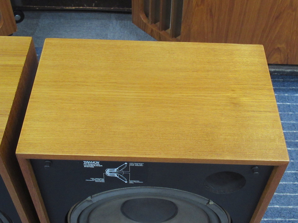 TANNOY DEVON ベア Vintage Tannoy antique shop find : r/vintageaudio
