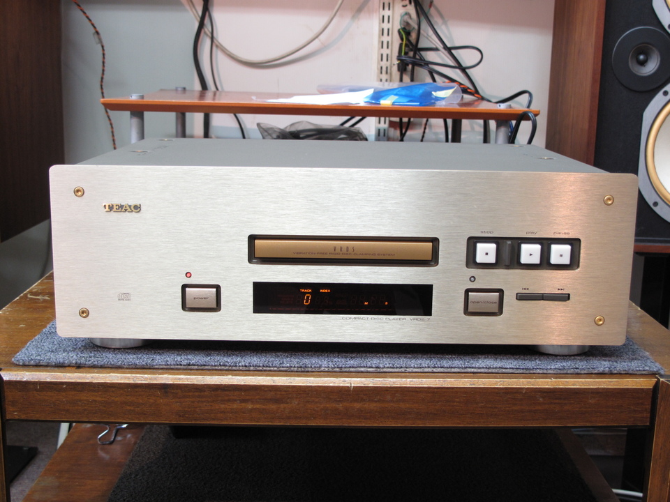 Teac vrds-7 ジャンク TEAC VRDS-7 CDプレーヤー テイアック ジャンク