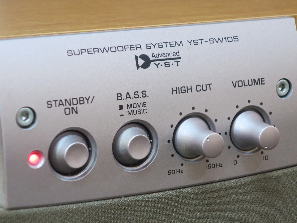 美品　YAMAHA YST-SW105 Yamaha YST-SW105 Powered subwoofer at Crutchfield