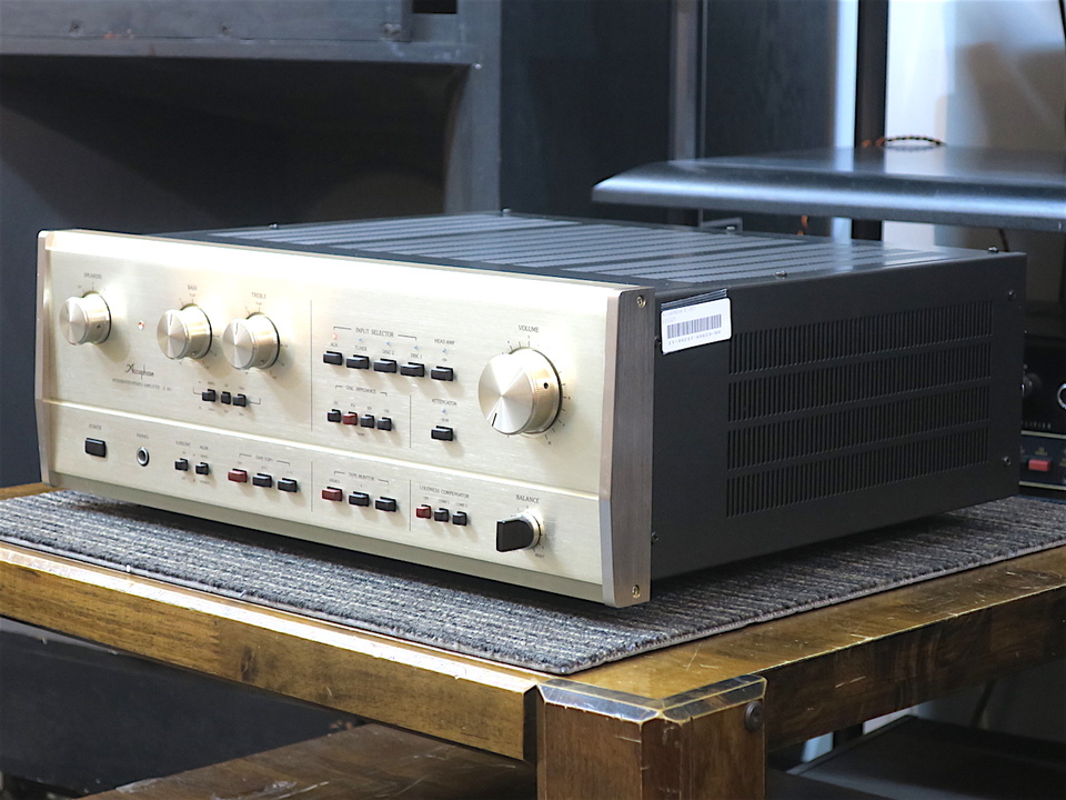E-301 Accuphase - HiFi-Do McIntosh/JBL/audio-technica/Jeff Rowland