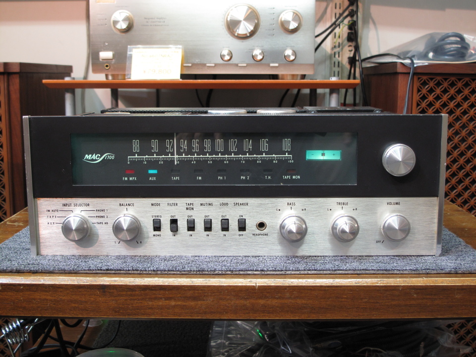 マッキントッシュMAC1700真空管レシーバーアンプ極上品 McINTOSH マッキントッシュ MAC1700(真空管FMチューナー＋