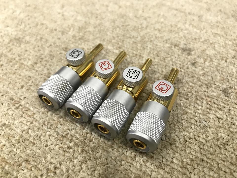 GOLDMUND ゴールドムンド バナナプラグ 8個セット 【公式通販】