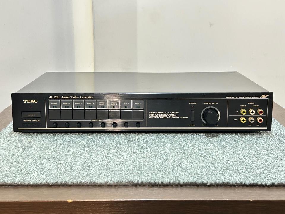 その他 TEAC AV-200 AV-200 TEAC - 中古オーディオ 高価買取・販売 ハイファイ堂