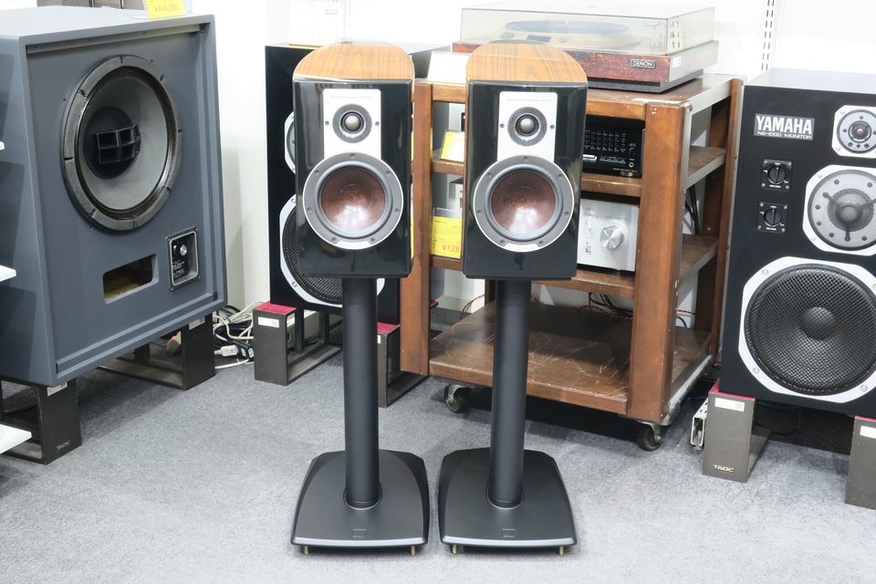 DALI EPICON2 ×2 セット＋EPICON STAND ×2 セット DALI Epicon 2 Bookshelf Speakers; Walnut Pair with Stands