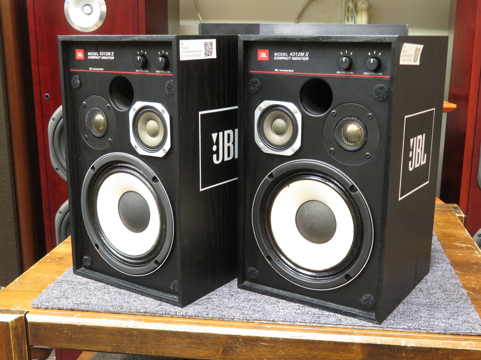 JBL 4312M コンパクトモニター　音出確認済　値引きしました。 JBL 4312M コンパクトモニター 音出確認済 値引きしました。
