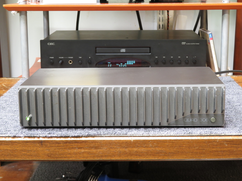 QUAD 306 パワーアンプ QUAD306 パワーアンプ QUAD 306の仕様 クォード