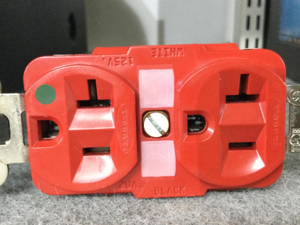 壁コンセント HUBBELL - 中古オーディオ 高価買取・販売