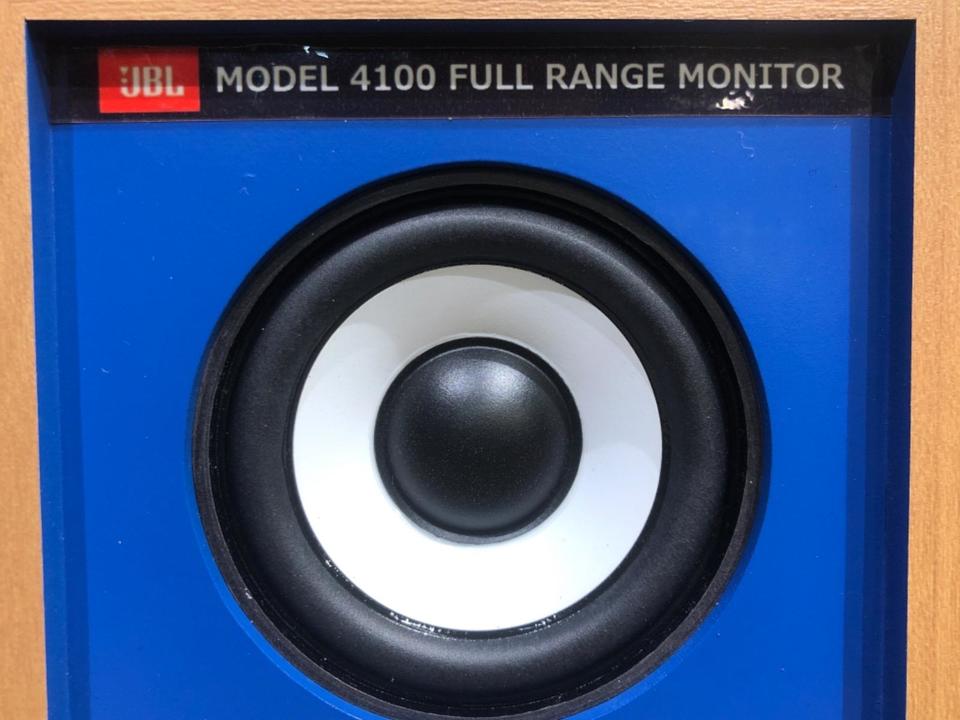 JBLユニット使用 国産古箱 自作スピーカー
(ジェー ビー エル) オーディオ試聴動画 JBL ユニット使用 国産古箱 自作スピーカー