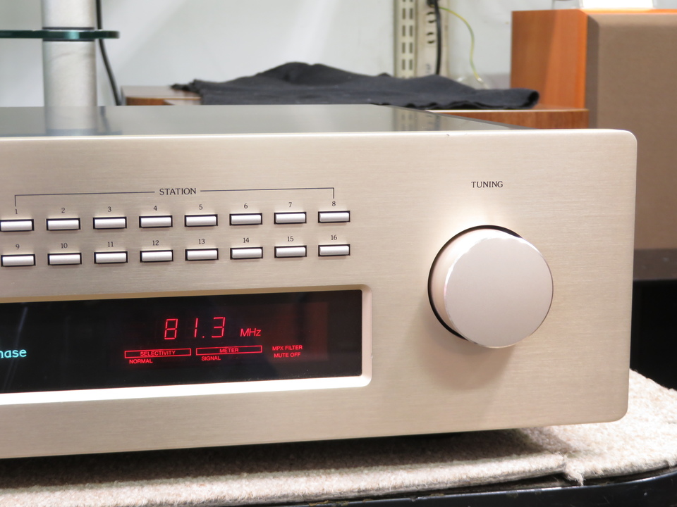 Accuphase ♪accuphase アキュフェーズ T-109 FMチューナー中古完動美
