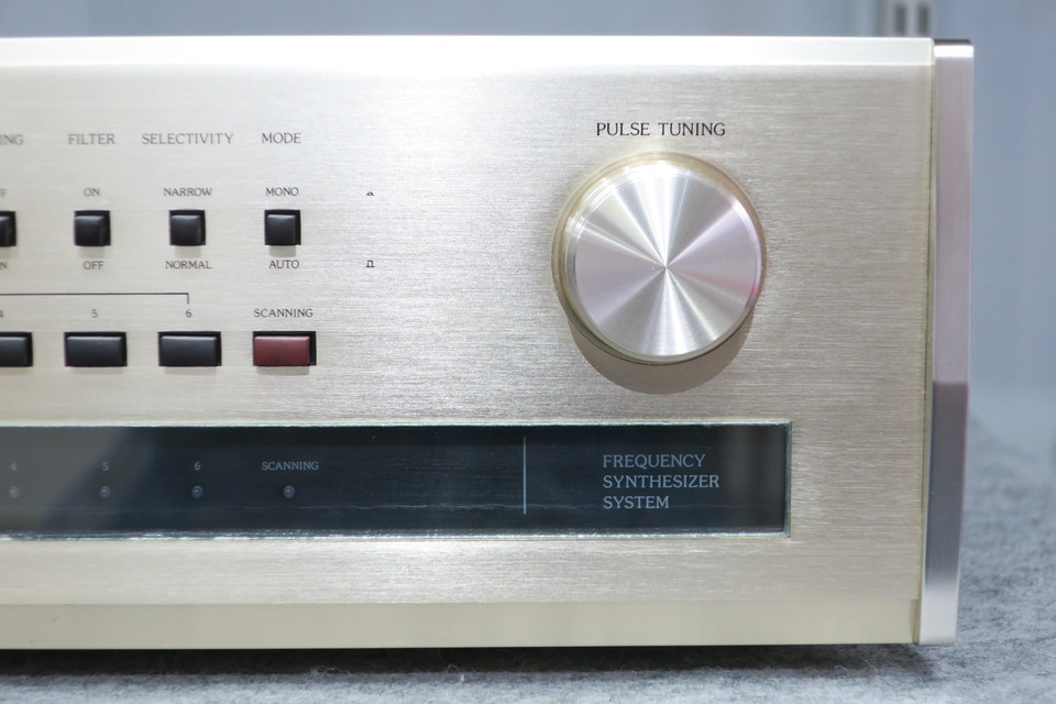 T-105 Accuphase - HiFi-Do McIntosh/JBL/audio-technica/Jeff Rowland