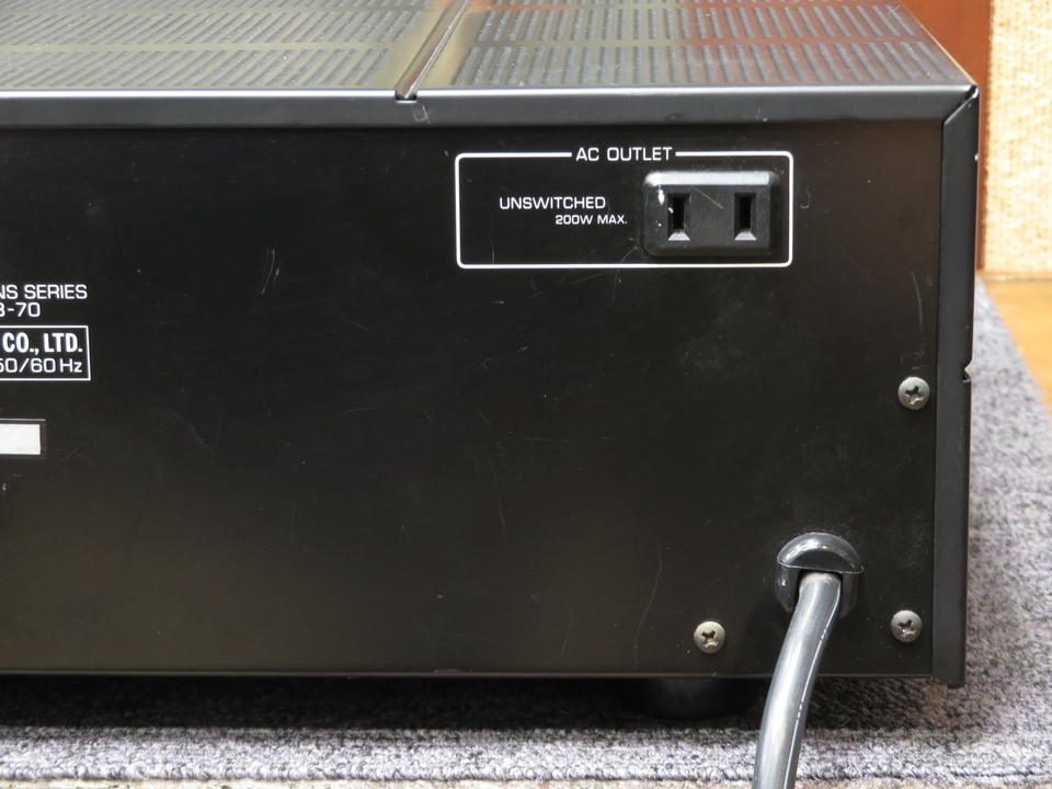 YAMAHA B-70 ステレオメインアンプ ジャンク品 YAMAHA B-70 ステレオメインアンプ ジャンク品