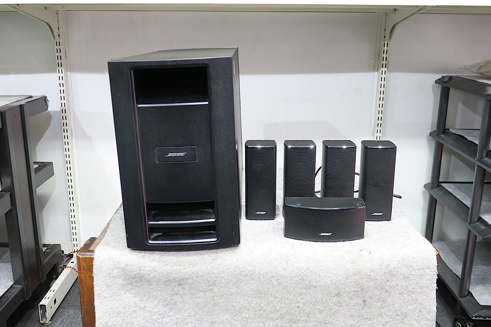 Bose Lifestyle 535 Series IIIのサテライトスピーカー Bose Lifestyle 535 Series IIIのサテライトスピーカー