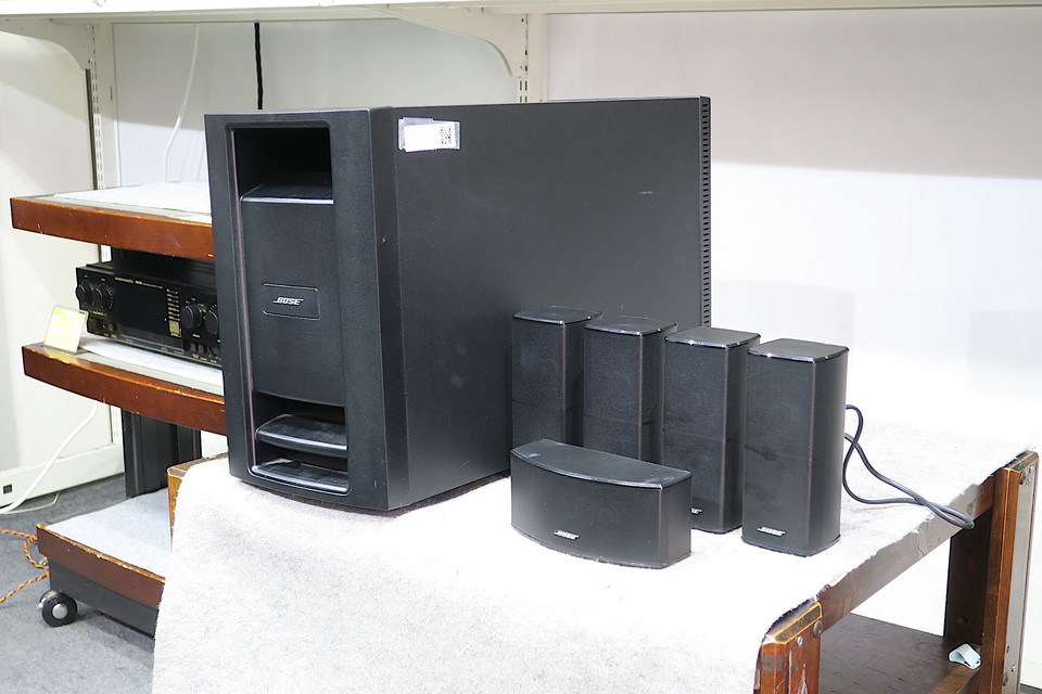 Bose Lifestyle 535 Series IIIのサテライトスピーカー Bose Lifestyle 535 Series IIIのサテライトスピーカー