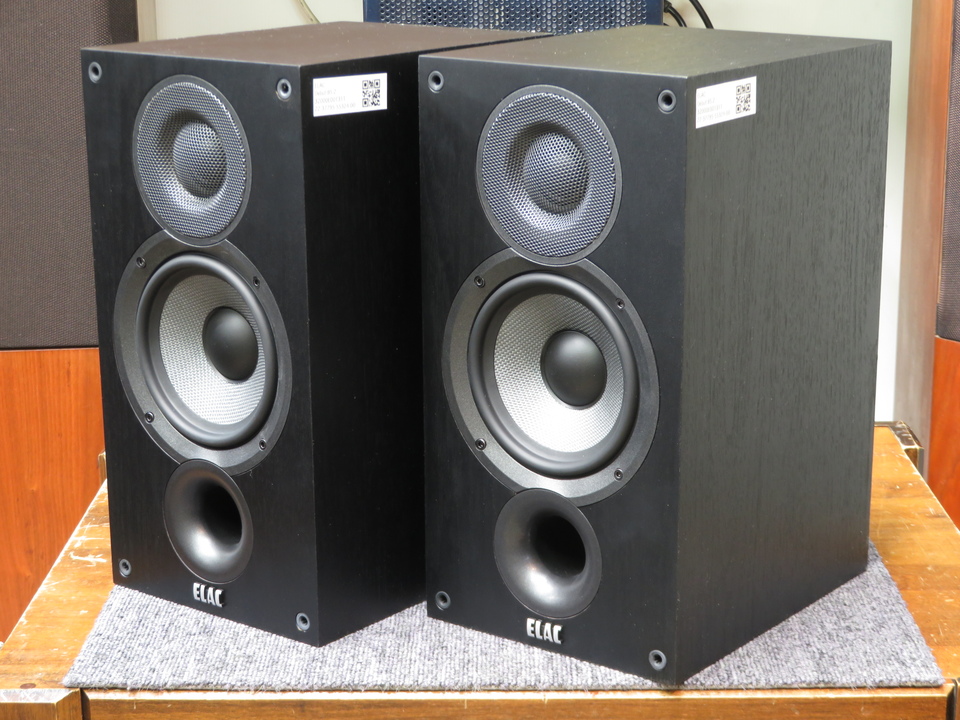 ELAC B5 2ウェイスピーカー ブラック ELAC B5 2ウェイスピーカー ブラック ELAC Debut B5.2 エラック 2台1組 |