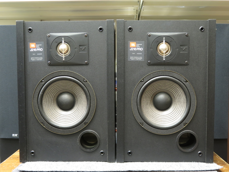 JBL スピーカー ペア J216 PRO ブラック バスレフ ブックシェルフ型