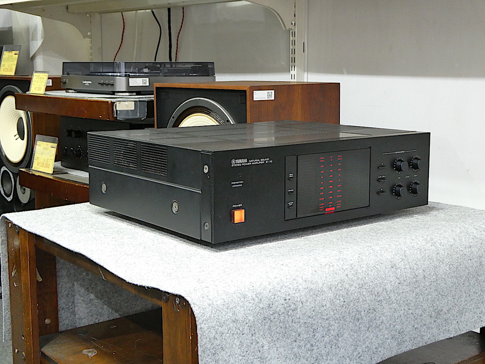 YAMAHA B-70 ステレオメインアンプ ジャンク品 YAMAHA B-70 ステレオメインアンプ ジャンク品