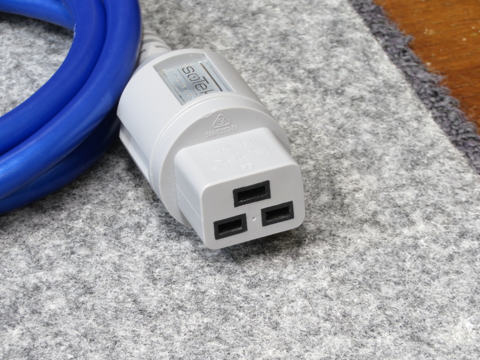 EVO3 PREMIER/1.5m ISOTEK - 中古オーディオ 高価買取・販売 ハイファイ堂