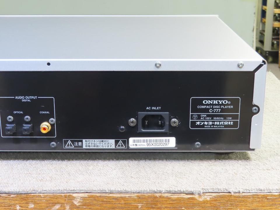 CDプレーヤー ONKYO（オンキョー） C-777 ONKYO C-777 CDプレーヤー！ スーパー・プリシジョンクロック!(^^)!