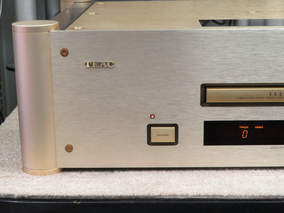 中古 TEAC VRDS-20 CDプレーヤー ティアック オーディオ機器 音響 リモコン 付 K4484987 TEAC ティアック VRDS-20 CDプレーヤー TEAC CDプレイヤー VRDS-25xs