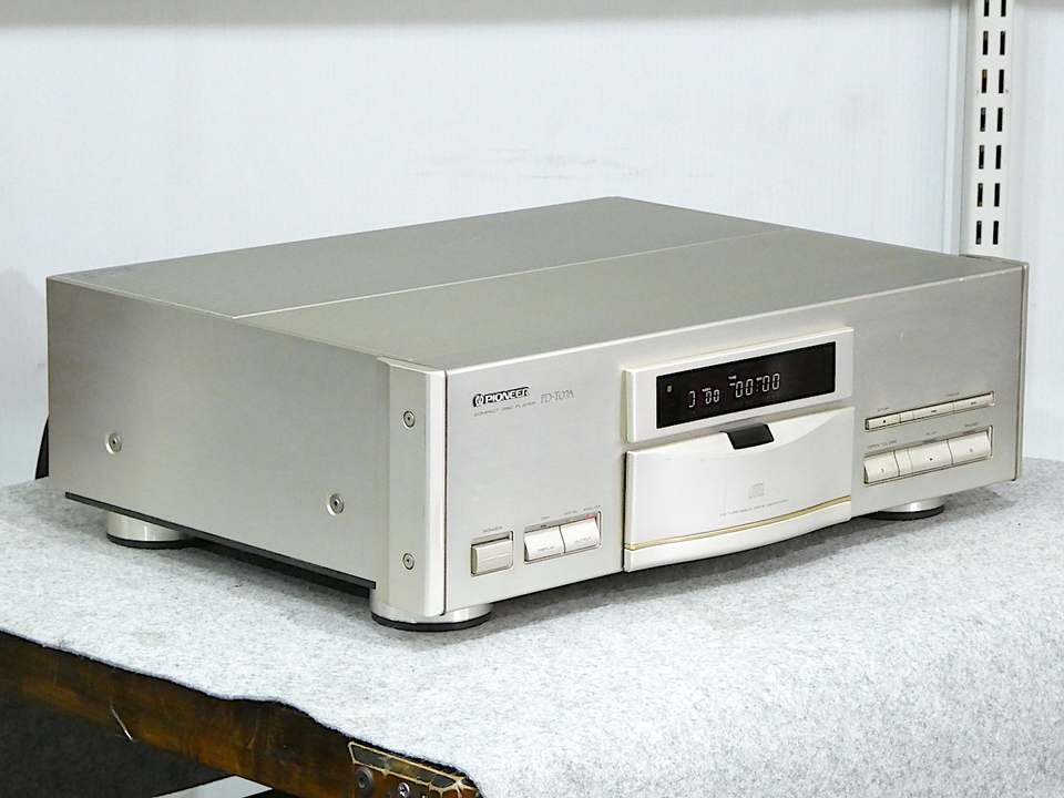 Pioneer PD-T01 ターンテーブル方式 CDプレーヤー Pioneer PD-T01の仕様 パイオニア