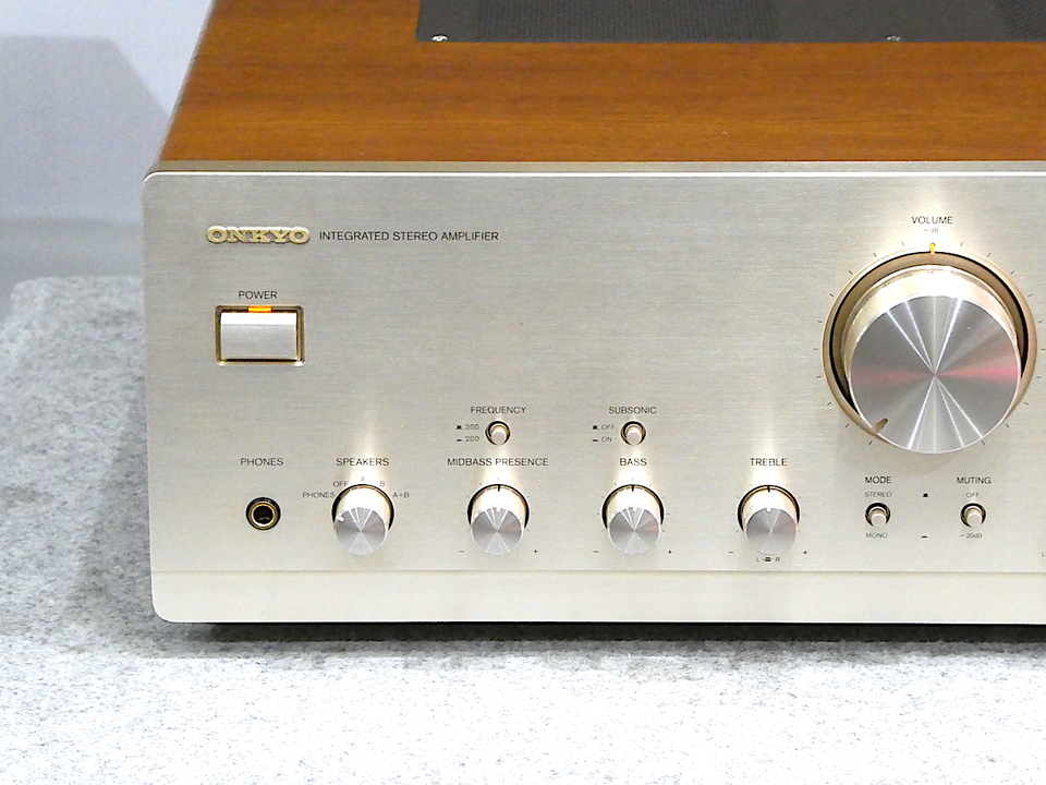 Integra A-927 ONKYO - HiFi-Do McIntosh/JBL/audio-technica/Jeff