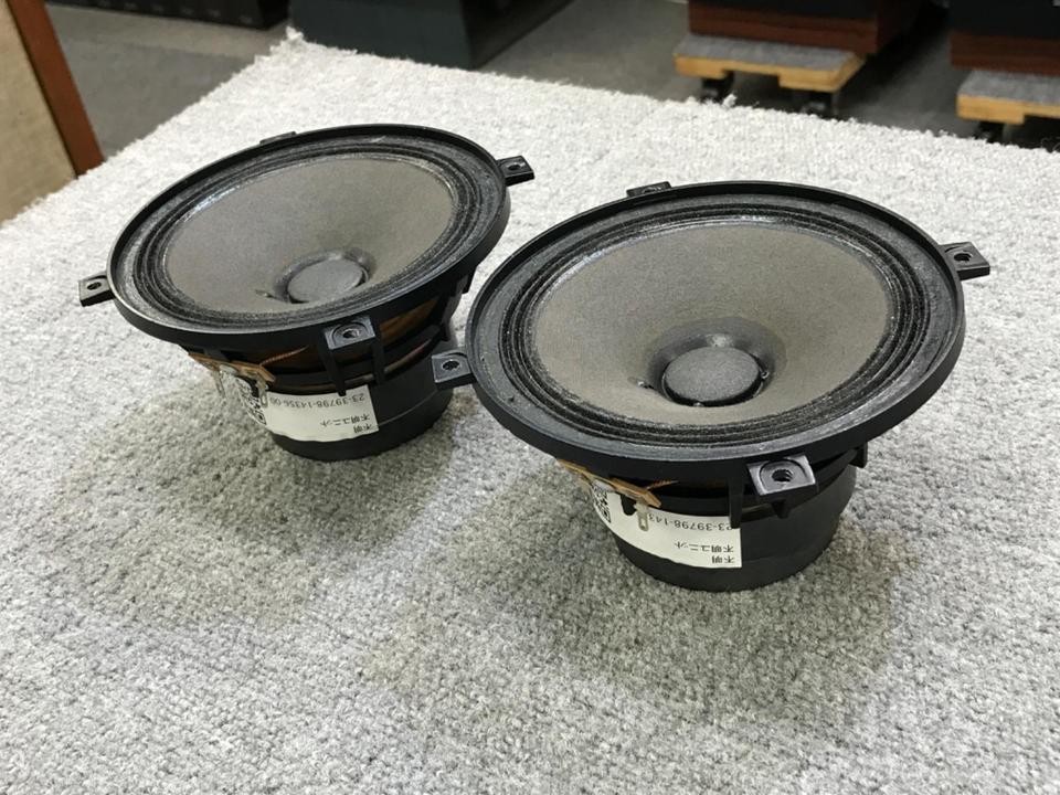 Bページ 六本木工学研究所（RIT） ブックシェルフスピーカー 型番不明