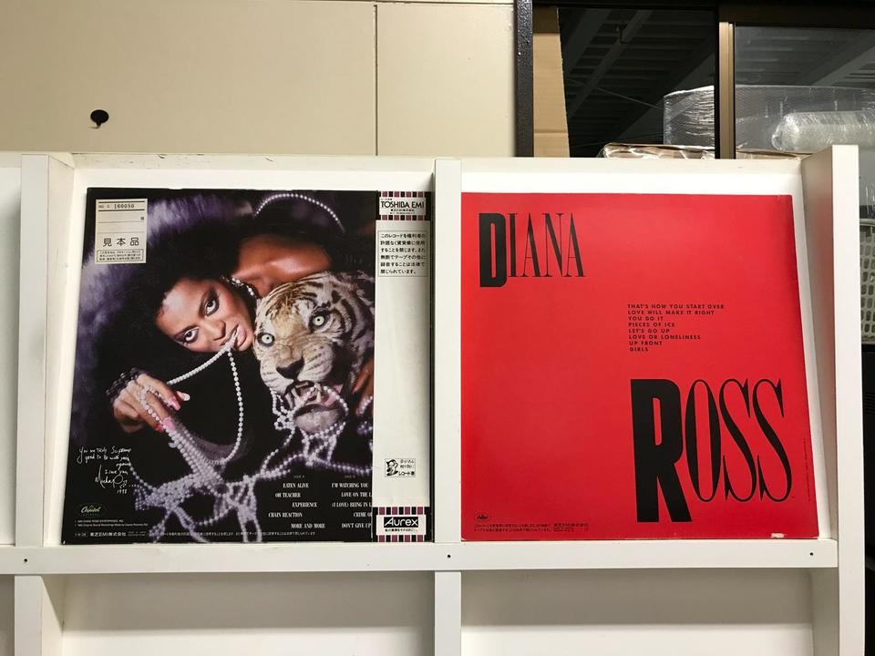 ダイアナロスLP五枚ほぼ三枚新品二枚中古私がハワイに滞在してた頃購入三枚宜しく ダイアナロスLP五枚ほぼ三枚新品二枚中古私がハワイに滞在してた
