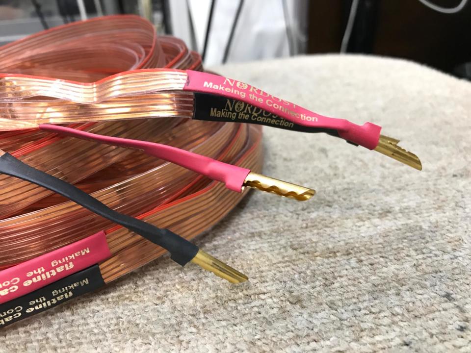 NORDOST FLATLINE GOLD スピーカーケーブル中古です。 NORDOST FLATLINE GOLD スピーカーケーブル中古です。