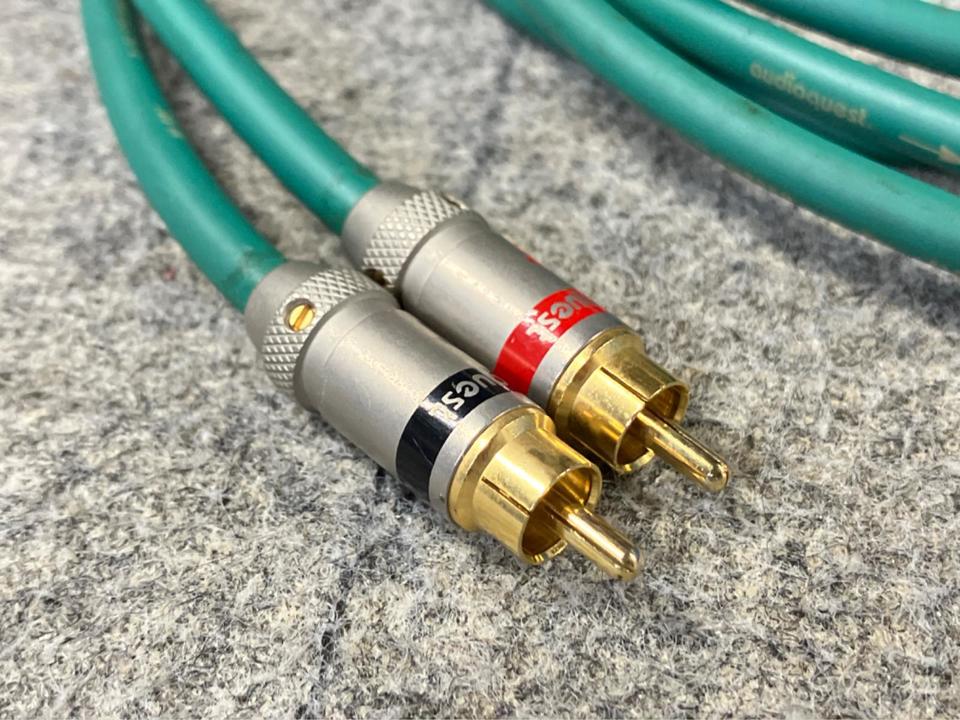 AudioQuestオーディオクエスト Colorado/RCA1.5m Amazon | AudioQuest(オーディオクエスト) タワー 1.5m RCA
