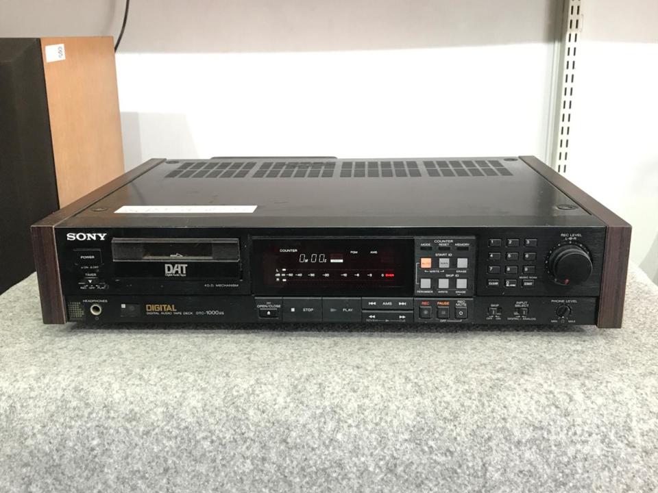 111T42□SONY DATデッキ DTC-1000ES□