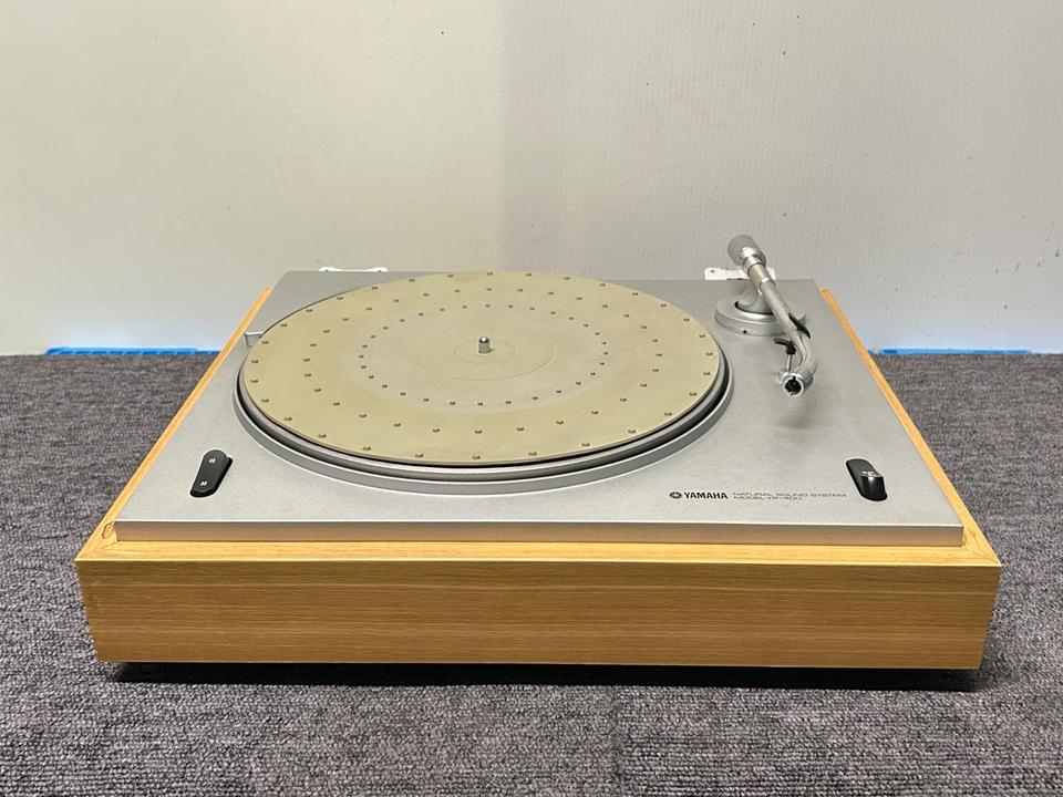 ヤマハ　レコードプレーヤー　YP-400 Yamaha YP-400 Vintage Home Auto Return Turntable / Record