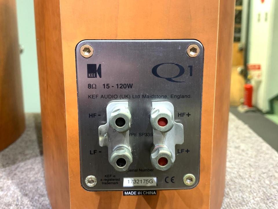 KEF Q1　中古　ペア KEF Q1 中古 ペア KEF Q1 スピーカー ペア