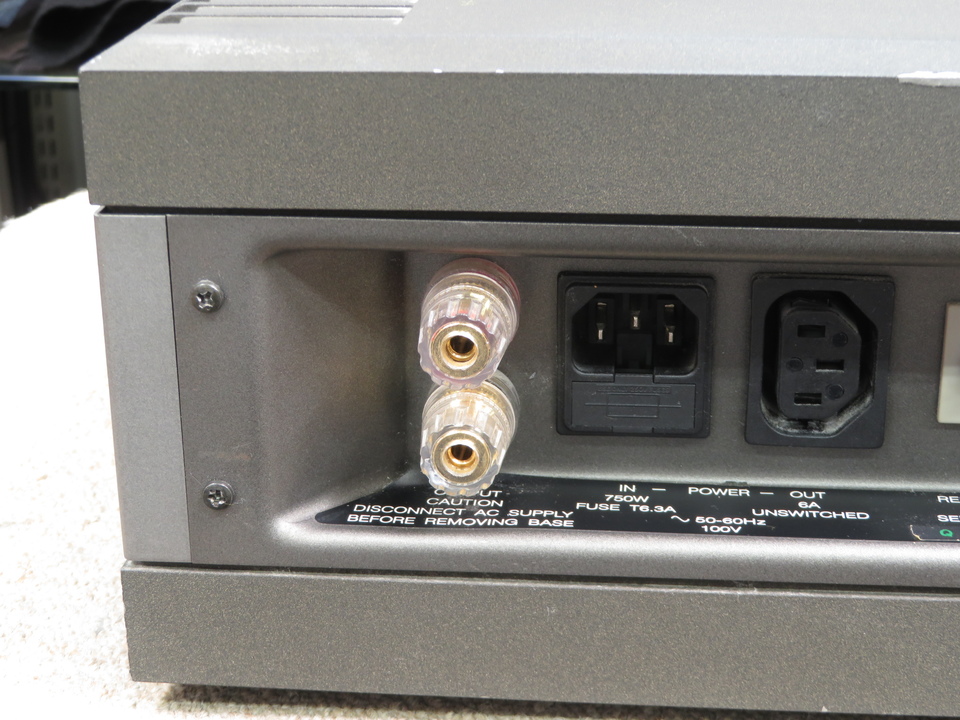 QUAD 606A 英国の名門クォード ステレオパワーアンプ【SPターミナル