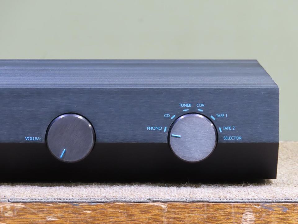 アンプ MUSICAL FIDELITY A200 Musical Fidelity X-A200 Mono Power Amplifiers (2x)