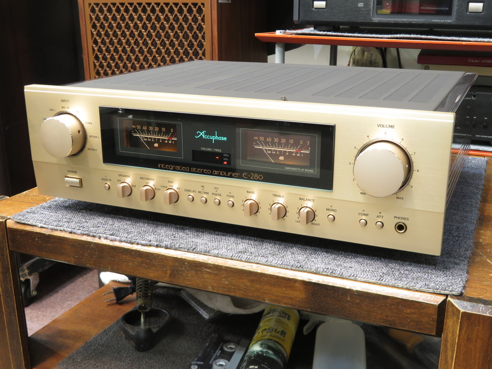 Accuphase アキュフェーズ/プリメインアンプ/E-280/F3X699/ピュアオーディオ/Aランク/77【中古】 Accuphase アキュフェーズ/プリメインアンプ/E-280/F3X699