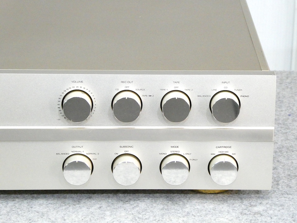 C-2105 VINTAGE SANSUI - 中古オーディオ 高価買取・販売