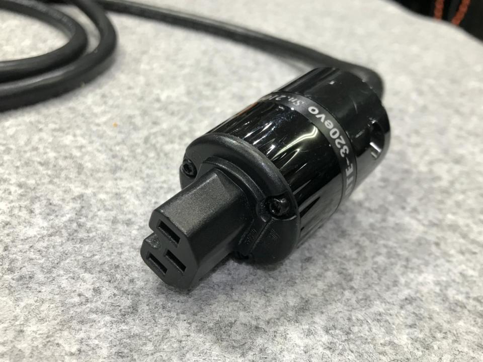 WATTGATE 5266i+320evo/1.5m PRO CABLE - 中古オーディオ 高価
