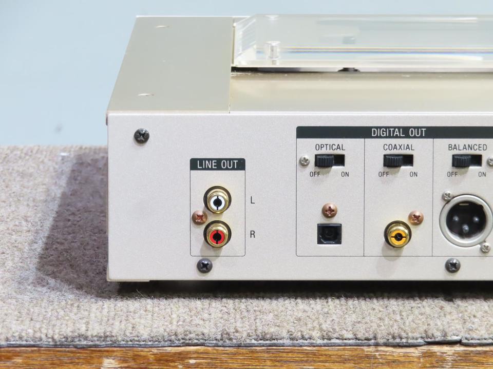 【苫小牧バナナ】SONY/ソニー/名機CDプレーヤー/CDP-X5000/純正オプションスタビライザー付/動作確認済み/再生良好♪ SONY CDP-X5000 CDプレーヤー | SwingAudio Shop
