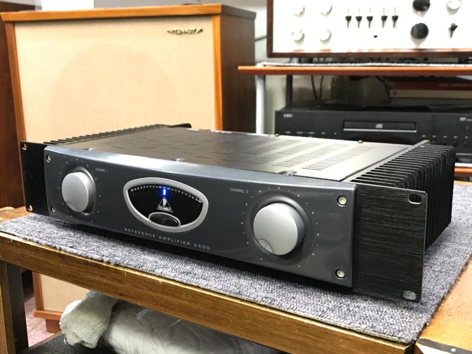A500 BEHRINGER - HiFi-Do McIntosh/JBL/audio-technica/Jeff Rowland