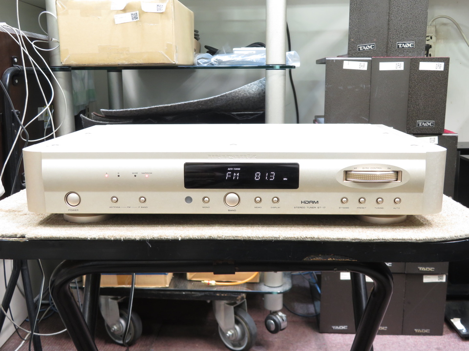 MARANTZ ST-17 TUNER ハイエンドチューナー　日本製 極美品 ST-17 marantz - 中古オーディオ 高価買取・販売 ハイファイ堂