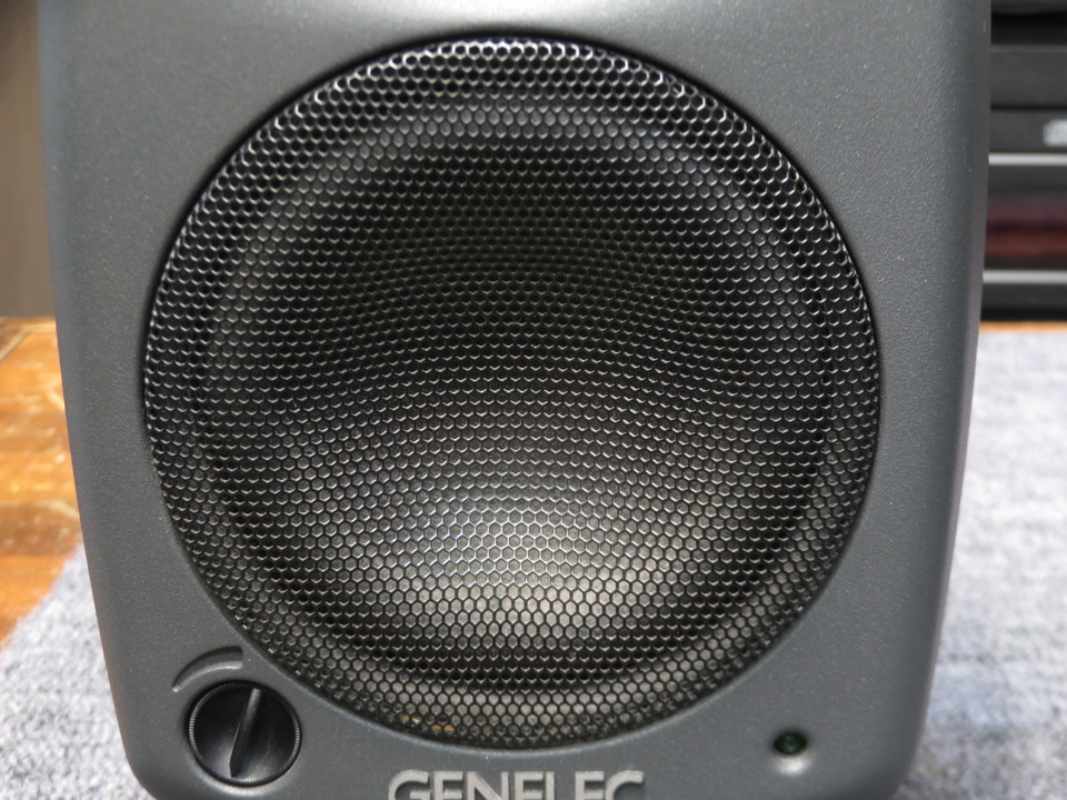 ジェネレック8020a 特価！GENELEC 8020A ペア 特価！GENELEC 8020A
