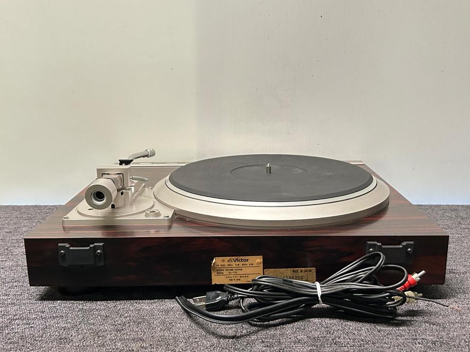 VICTOR QL-Y3F DD式 電子制御アーム搭載 フルオートレコード VICTOR QL-Y3F DD式 電子制御アーム搭載 フルオートレコード