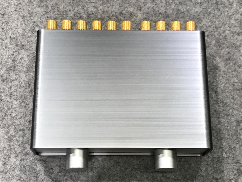 高品位 スピーカーセレクター Fortissimo Audio F-2G Fortissimo Audio F-2B-BTL / オーディオ スピーカー アンプ