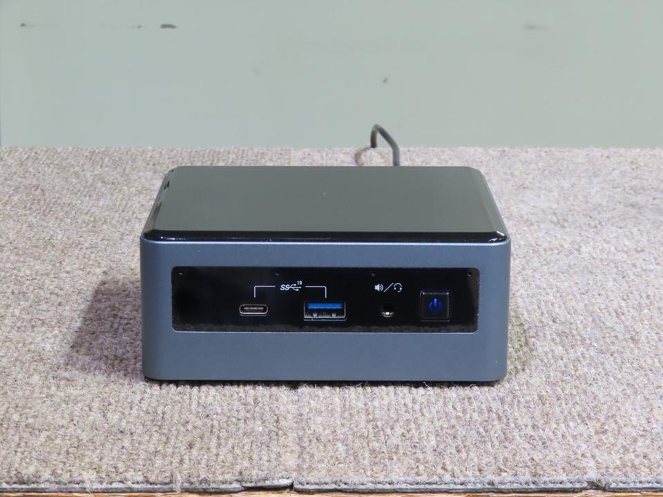 中古 Core i7 INTEL NUC 比べ